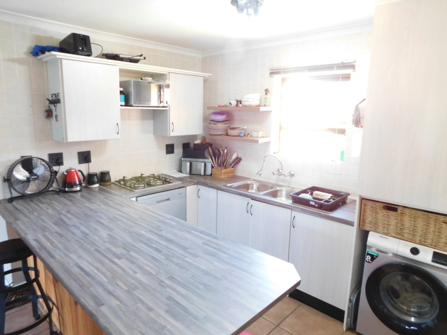 2 Bedroom Property for Sale in Pine Acres Western Cape